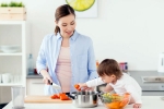 Lactating moms health, Lactating moms breaking updates, three nutrient packed foods to re energise lactating moms, Palak