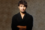 seafood allergy, sonu sood, sonu nigam in icu due to severe seafood allergy know causes symptoms, Sonu nigam