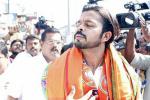 Sreesanth, Sreesanth, fun tweets over sreesanth s campaign image in kerala, Hilarious celebration